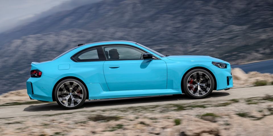bmw-m2-xdrive-4.jpg