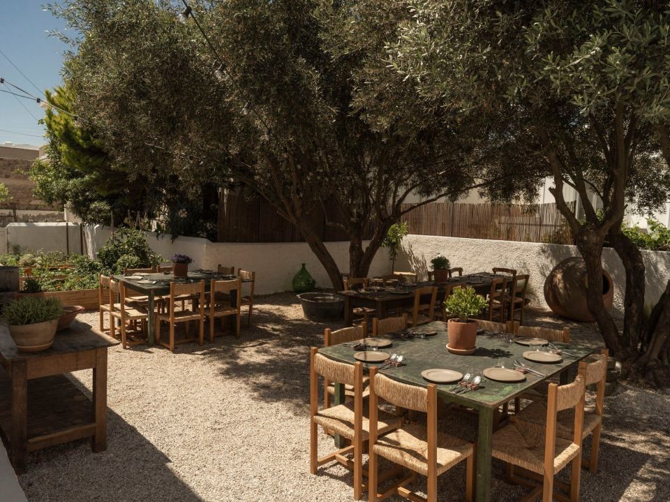 the-courtyard-2.jpg