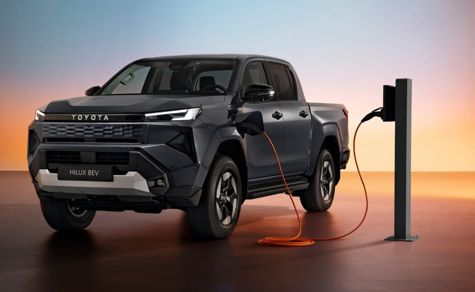 toyota-hilux-2.jpg