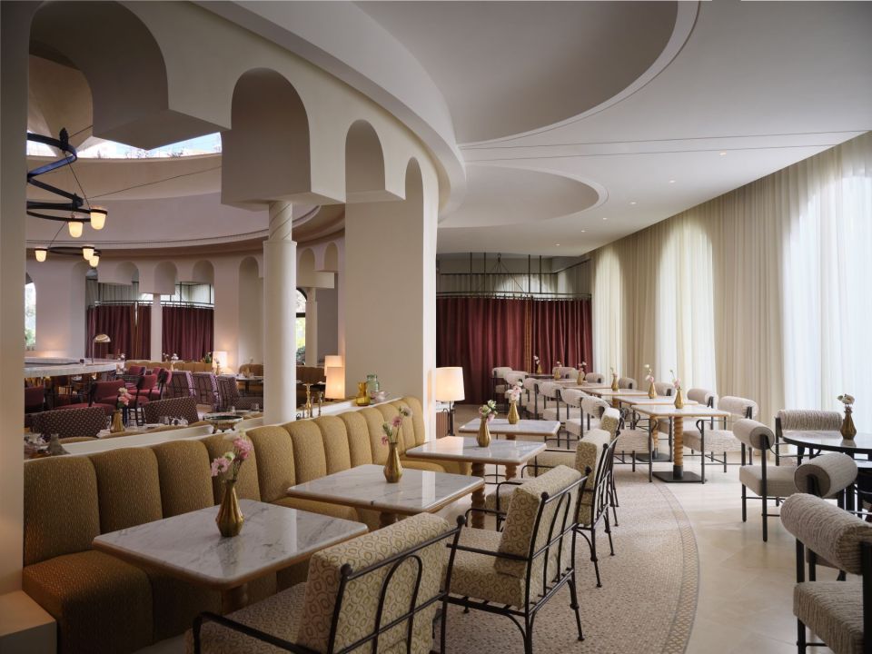 byzantino-grande-brasseriedining-area.jpg