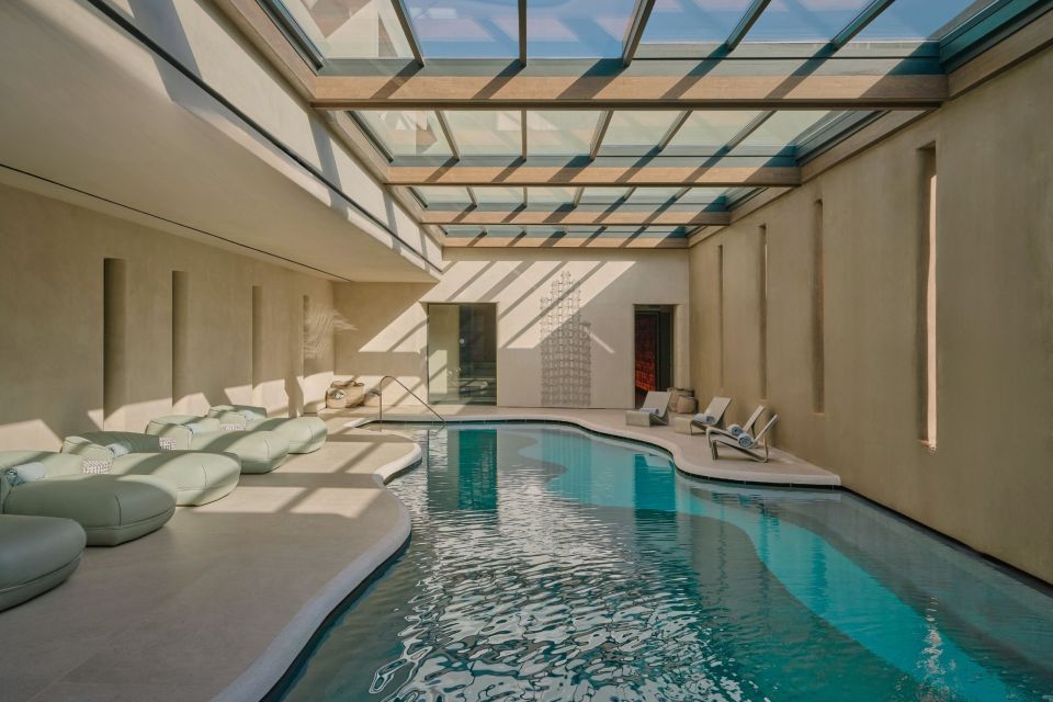 naovitality-poolperry-graham.jpg