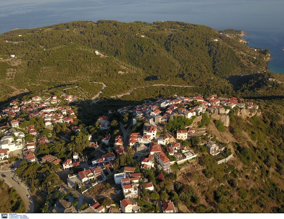 ΠΕΡΙΗΓΗΣΗ ΣΤΗΝ ΑΛΟΝΝΗΣΟ