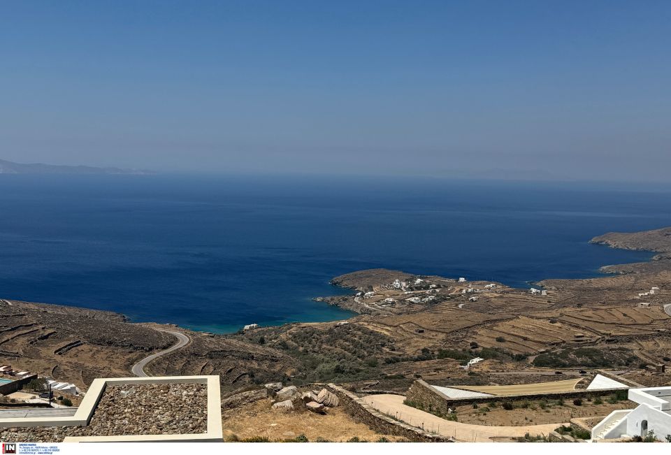 ΕΙΚΟΝΕΣ ΑΠΟ ΤΗΝ ΤΗΝΟ