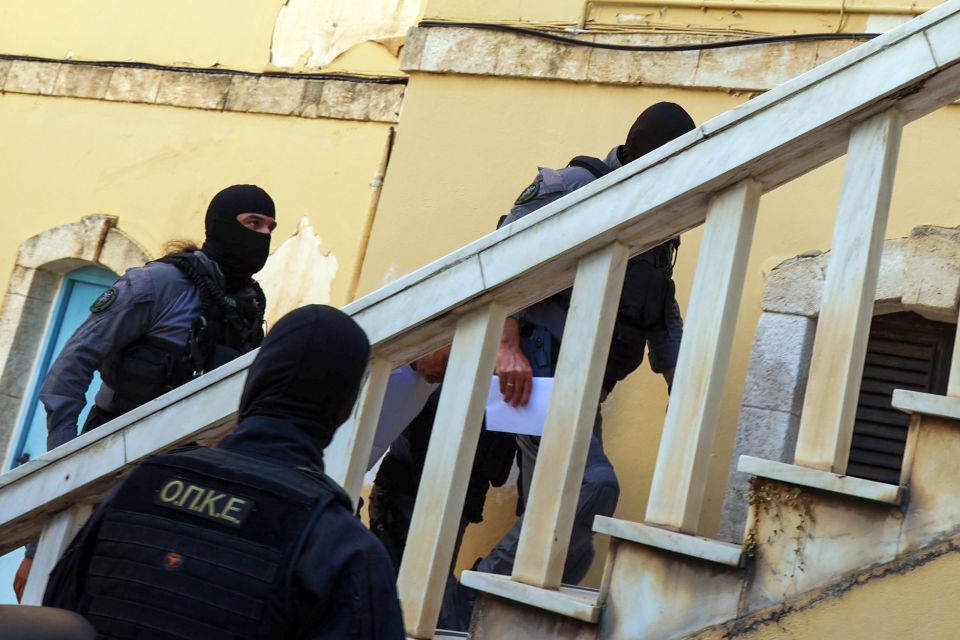 ΜΕΤΑΓΩΓΗ ΣΤΟΝ ΑΝΑΚΡΙΤΗ ΧΑΝΙΩΝ ΤΟΥ 43ΧΡΟΝΟΥ ΔΟΛΟΦΟΝΟΥ ΤΗΣ 45ΧΡΟΝΗΣ ΣΤΑΥΡΟΥΛΑΣ ΛΕΒΕΝΤΑΚΗ