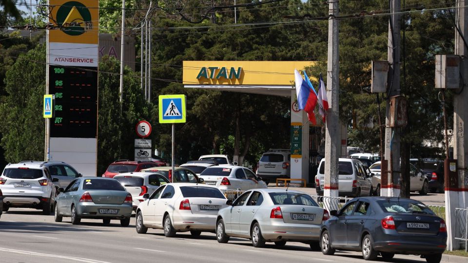 Russia Crimea Fuel Crisis