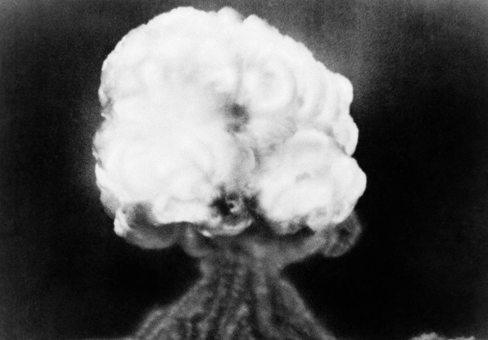 WWII Atomic Bomb Test 1945
