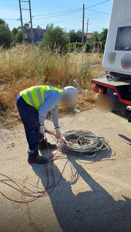 Τρεις συλλήψεις σε αστυνομική επιχείρηση στον Γέρακα – Ξηλώθηκαν 300 μέτρα καλώδια ρευματοκλοπών