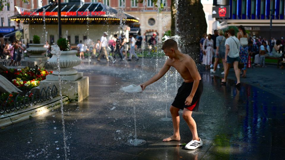Britain-Heat