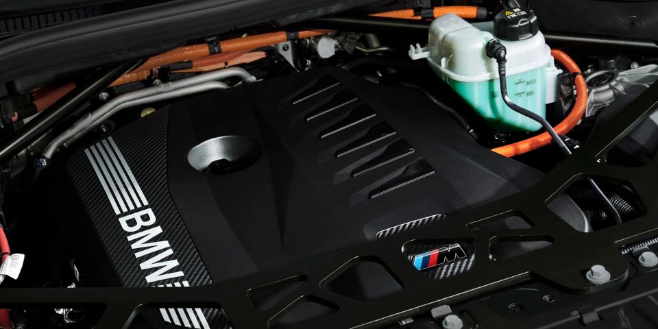 bmw-x5-2027-20.jpg
