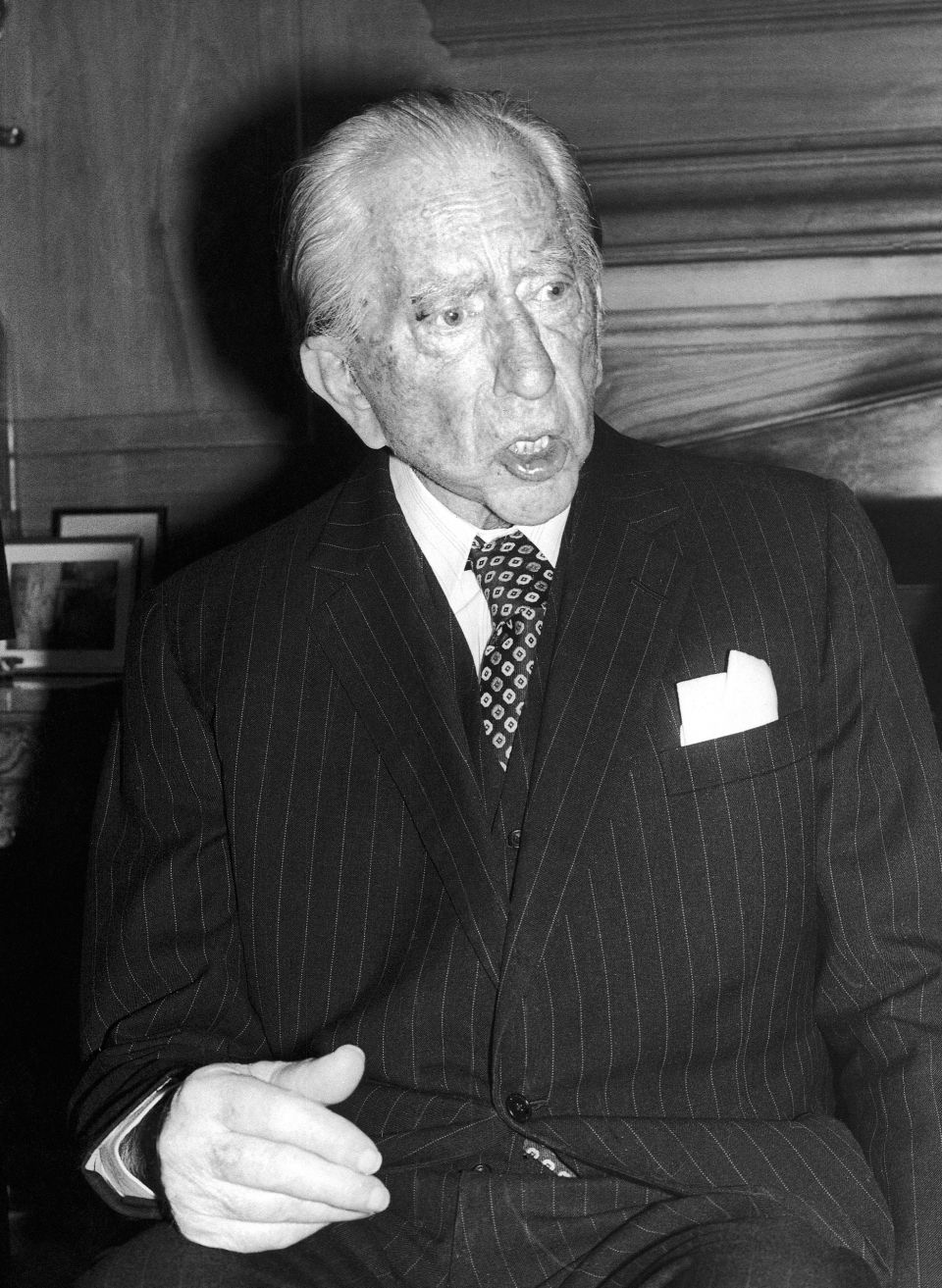 Great Britain Sutton Place J. Paul Getty