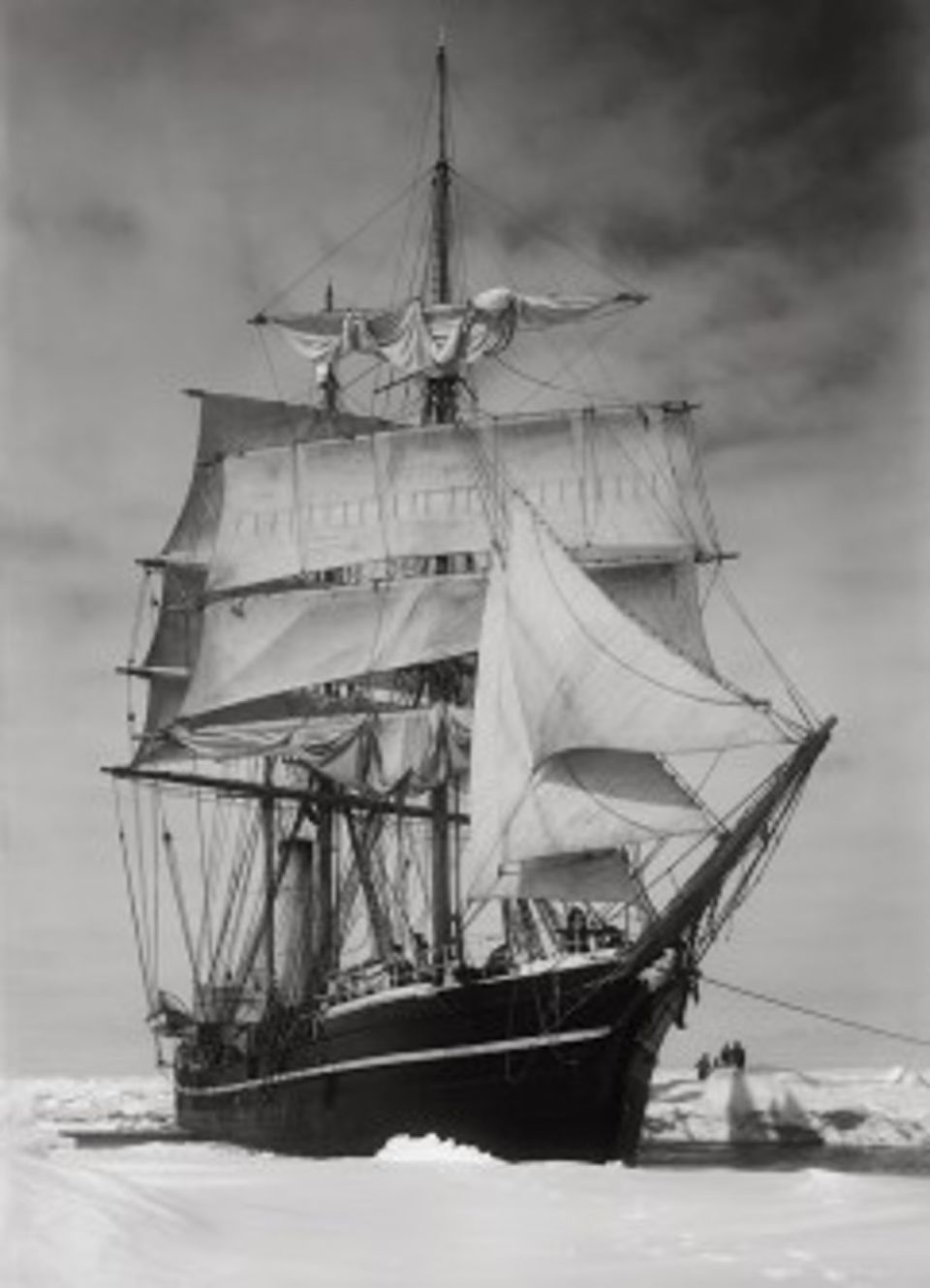 scotts-final-ship-terra-nova.jpg