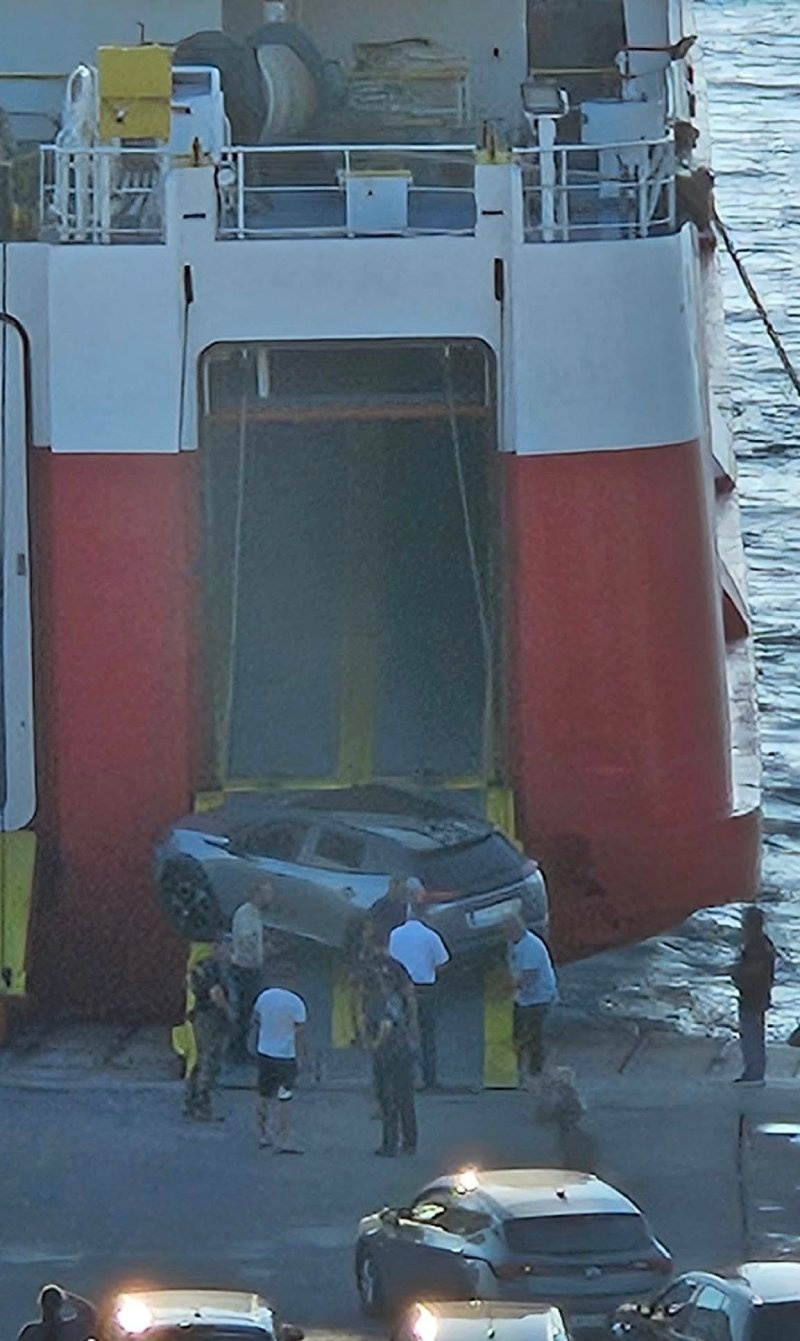 limani rafina autokinito