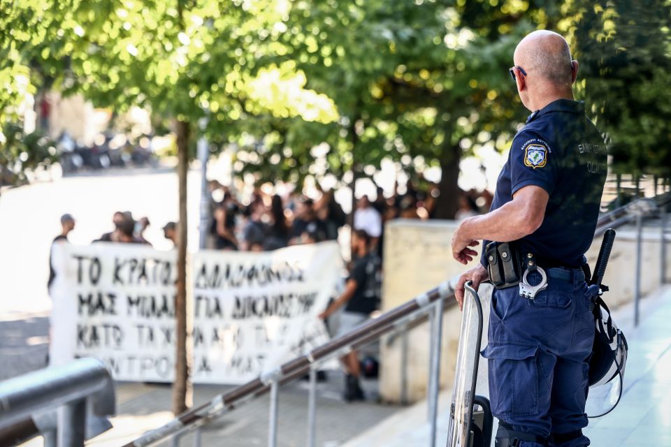 thessaloniki empristikes epitheseis dolofonia vagia nestora