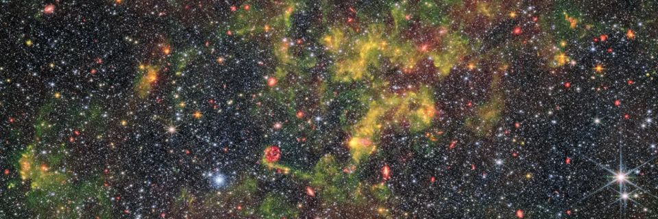 ngc6822-jwst-1536x512.jpg