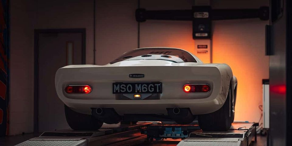 mclaren-m6-gt-9.jpg