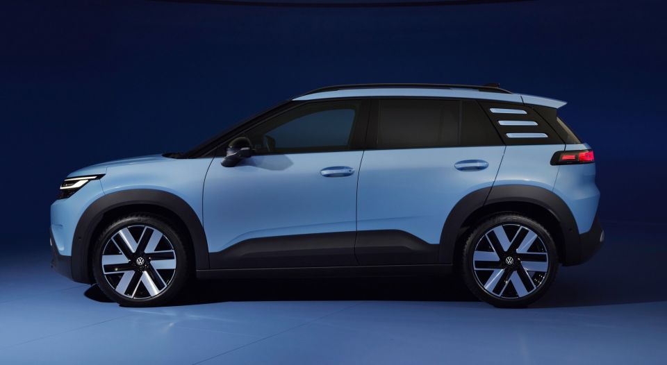 The all-new electric ID. Cross