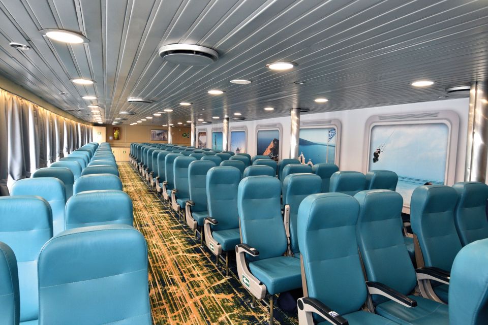 superstarinterior05.jpg