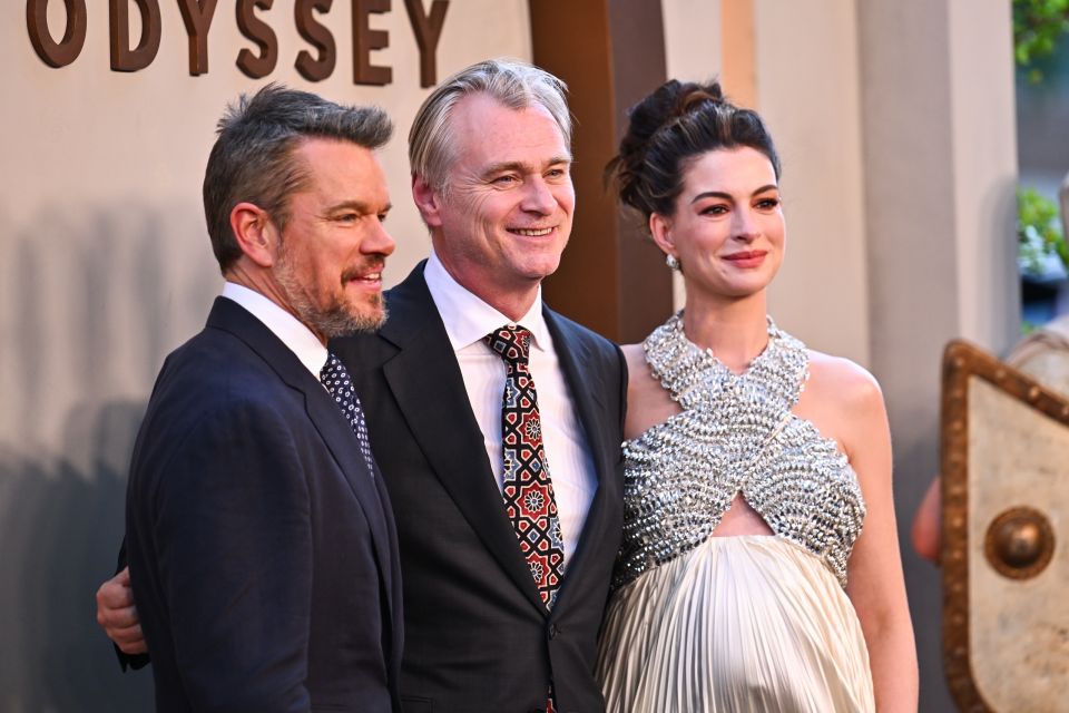Matt Damon,Christopher Nolan,Anne Hathaway