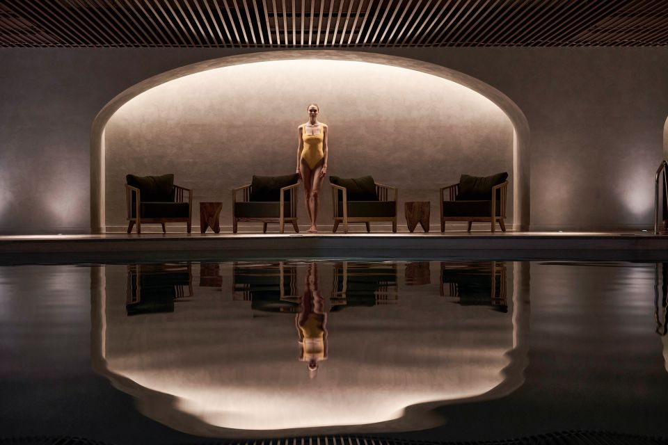 errhohelealifestylewellnessspapool04.jpg