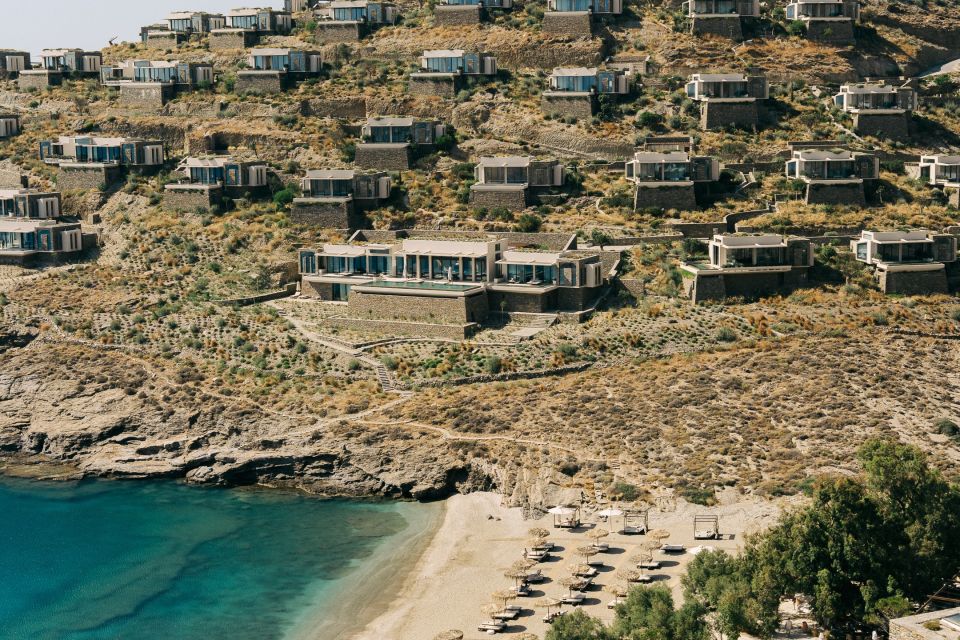oneandonly-kea-islandvillas-and-bond-beach-club.jpg
