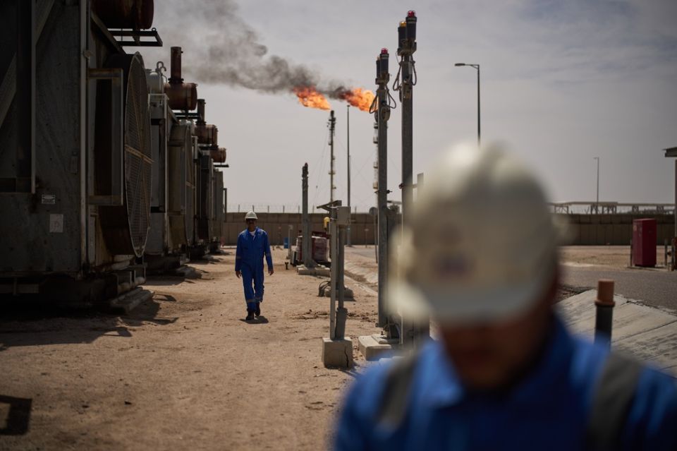 Iran Hormuz oil petrelaio