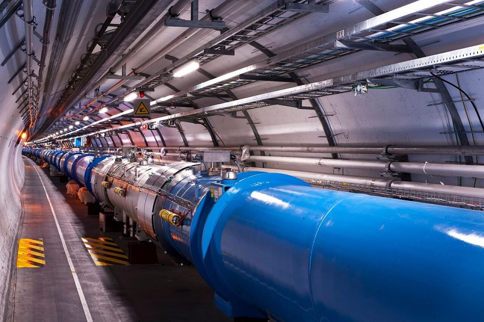 large-hadron-collider-cern.jpg