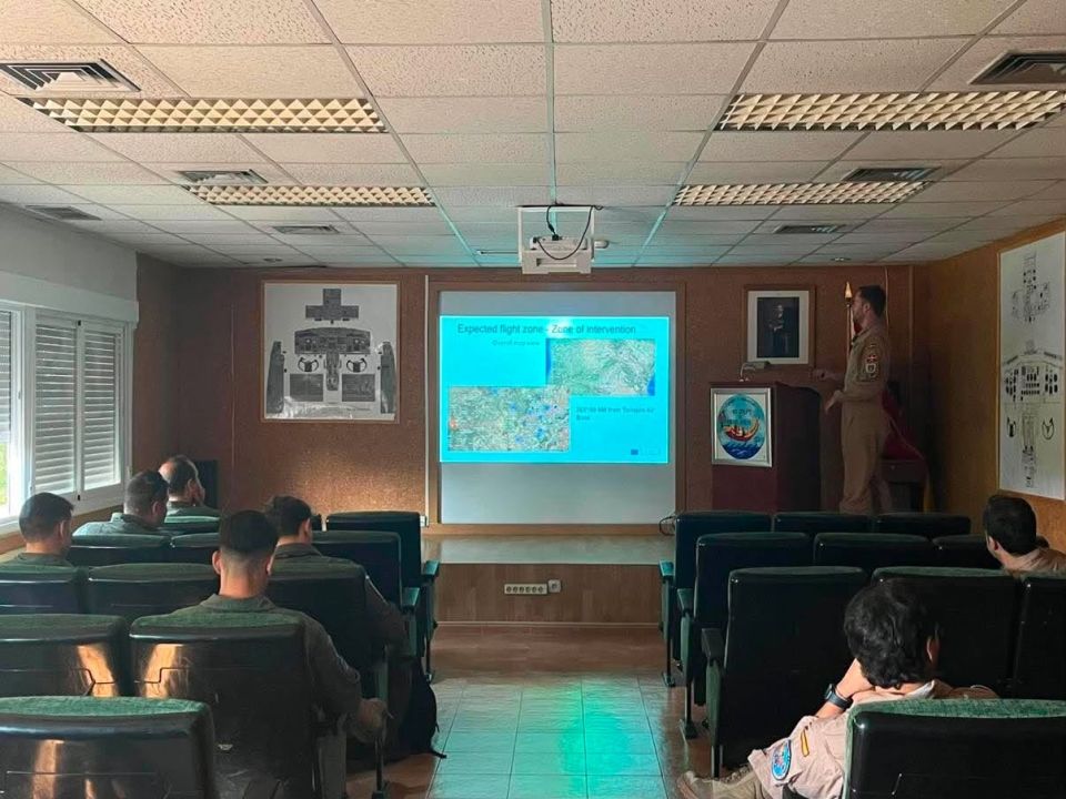 canadair ispania ΕΛΛΗΝΙΚΑ ΚΑΝΑΝΤΕΡ ΙΣΠΑΝΙΑ