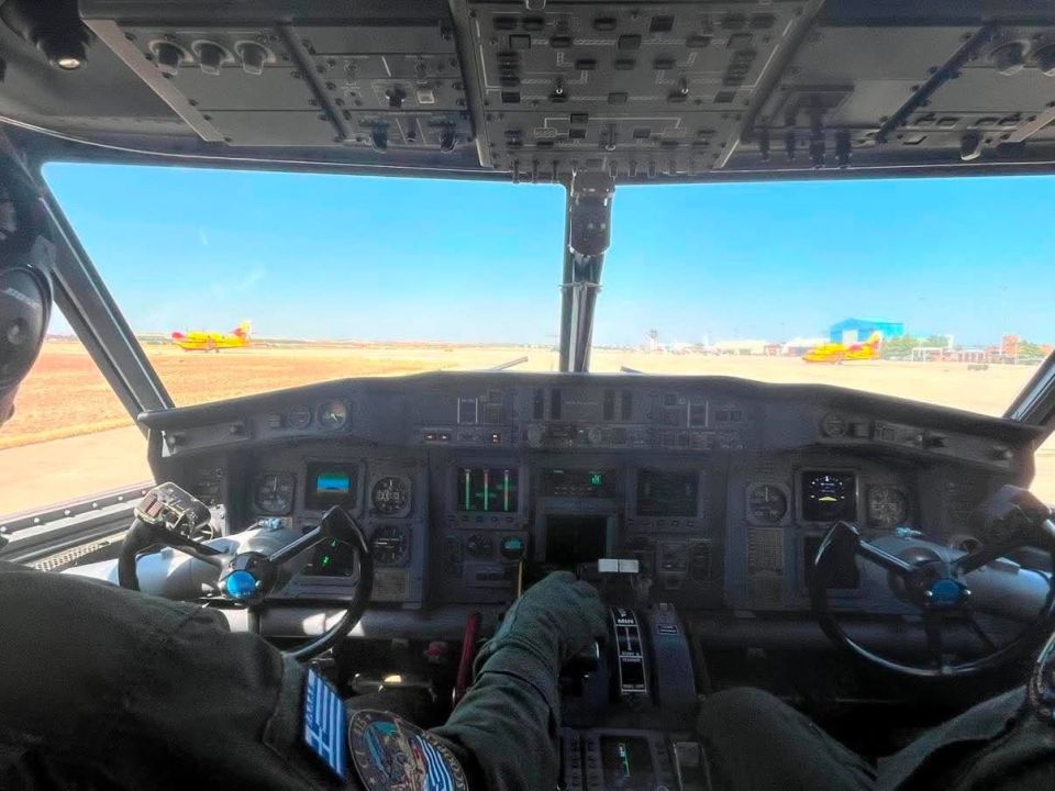 canadair ispania ΕΛΛΗΝΙΚΑ ΚΑΝΑΝΤΕΡ ΙΣΠΑΝΙΑ