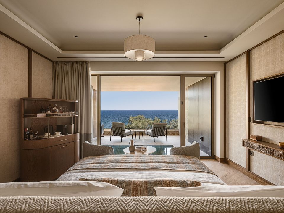 hiltonjunior-suite.jpg