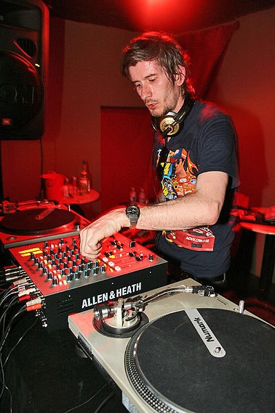 kavinsky.jpg