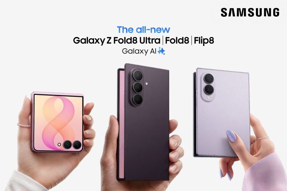 1samsunggalaxyzfold8ultrafold8andflip8kvfamily.jpg