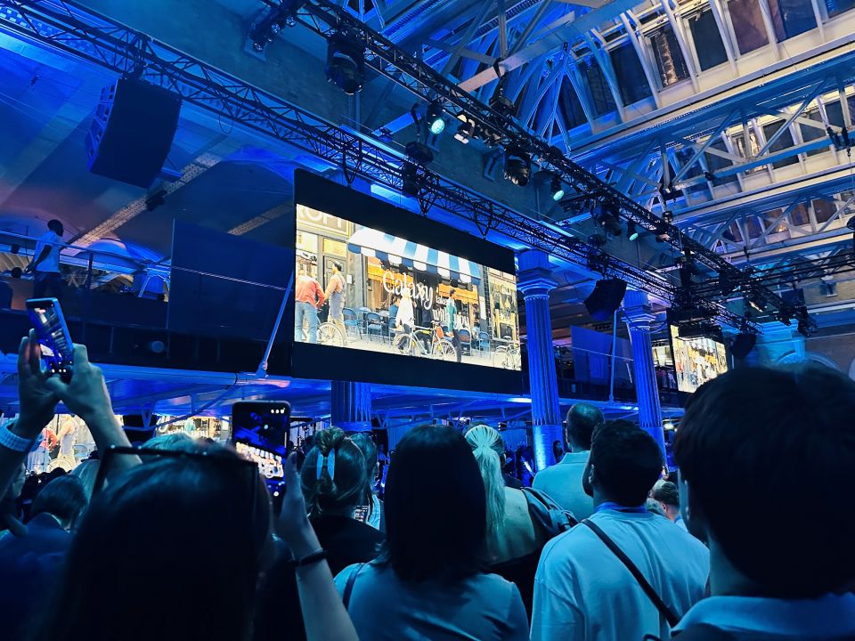 samsung3.jpg