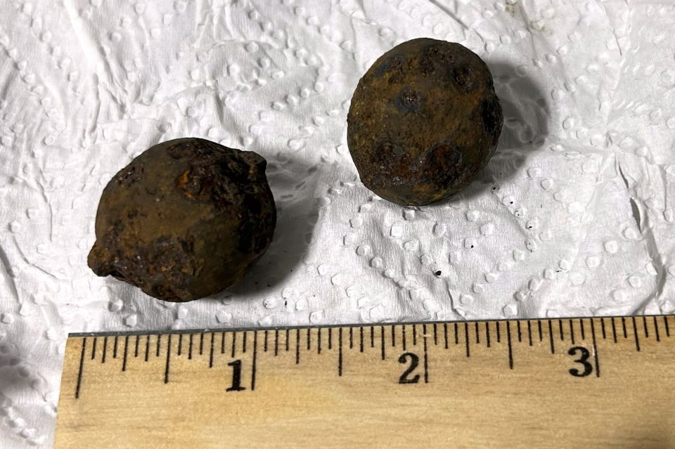 Stolen Cannonballs Airport