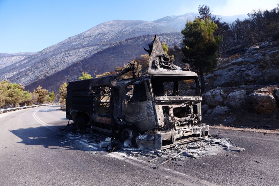 porto germeno fotia pyrkagia kammena spitia