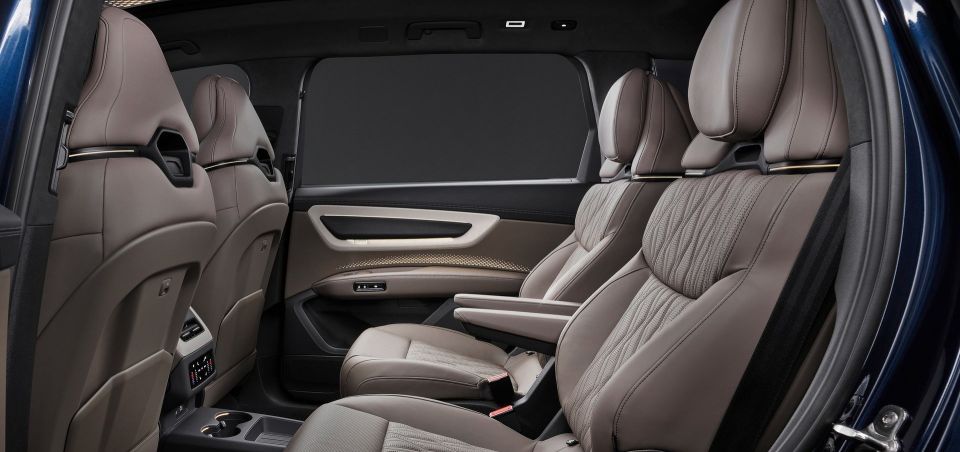 audi-q9-7.jpg