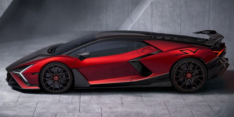 lamborghini-revuelto-sv-4.jpg
