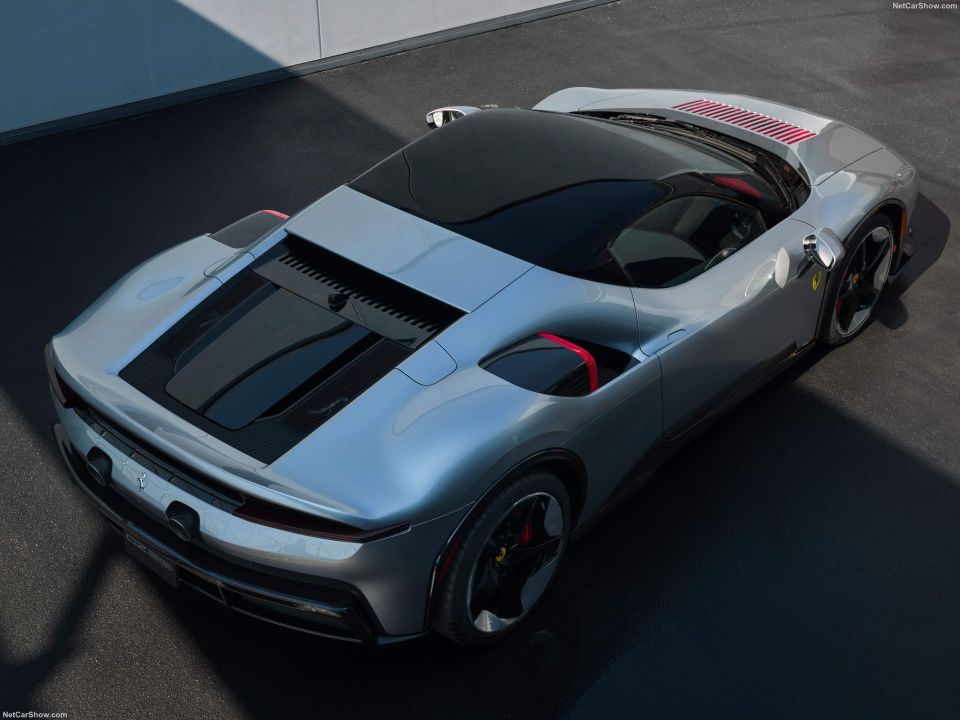 ferrari-cz26-2.jpg