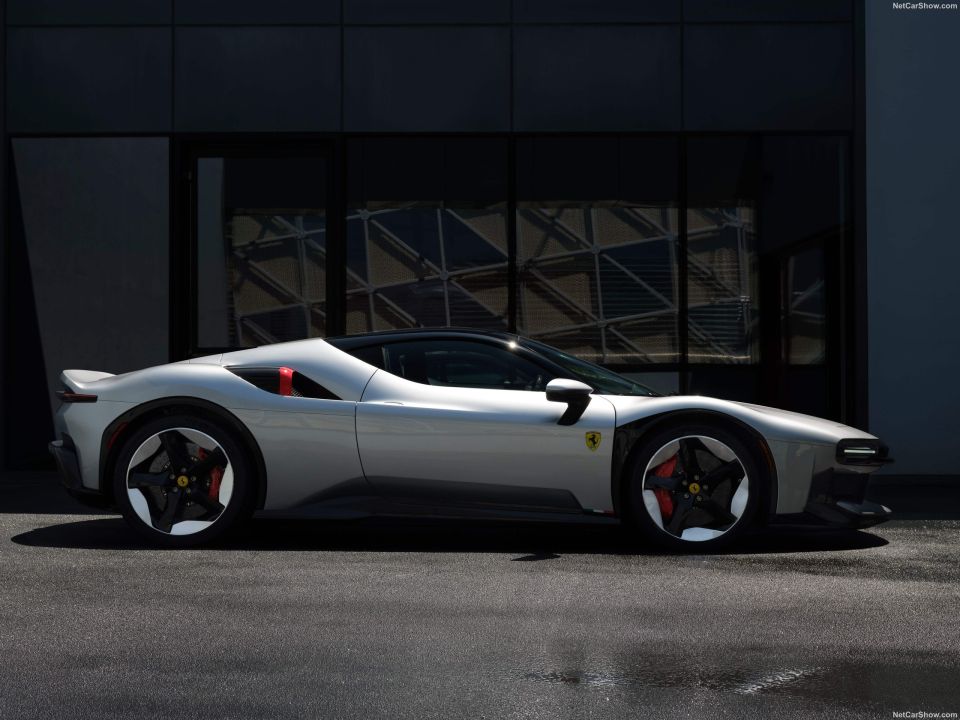 ferrari-cz26-3.jpg