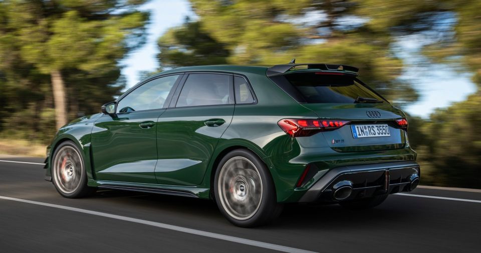 audi-rs3-sportback-1.jpg
