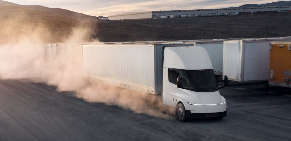 tesla-semi-3.jpg