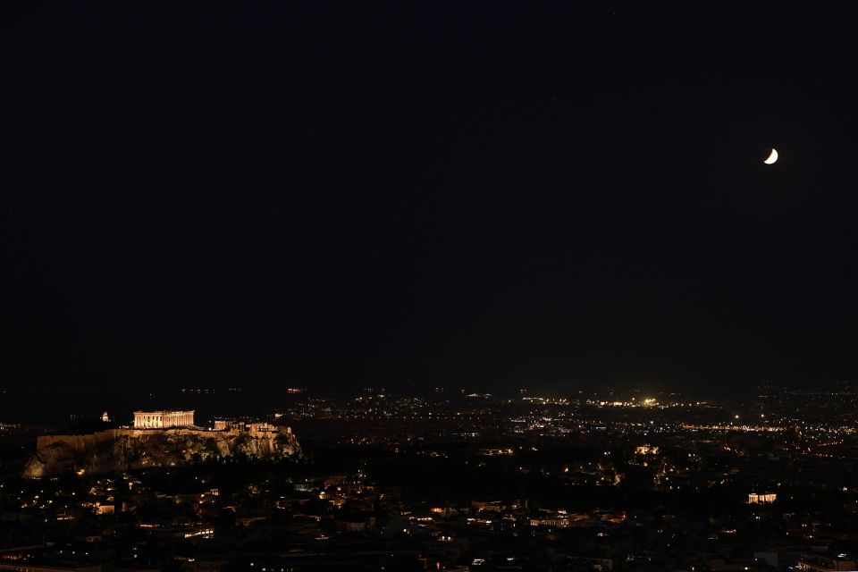 meriki eklipsi athina