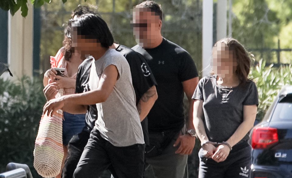 [389235] ΣΤΟΝ ΑΝΑΚΡΙΤΗ ΟΔΗΓΟΥΝΤΑΙ Ο 43ΧΡΟΝΟΣ ΚΑΙ Η 38ΧΡΟΝΗ ΚΑΤΗΓΟΡΟΥΜΕΝΟΙ ΓΙΑ ΤΟΝ ΘΑΝΑΤΟ ΤΟΥ ΒΡΕΦΟΥΣ ΠΟΥ ΒΡΕΘΗΚΕ ΣΕ ΚΑΤΑΣΤΑΣΗ ΨΥΞΗΣ ΣΤΗΝ ΚΥΨΕΛΗ (ΔΑΝΑΗ ΔΑΥΛΟΠΟΥΛΟΥ / EUROKINISSI)