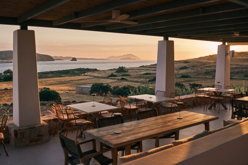 amoni-restaurant-3.jpg