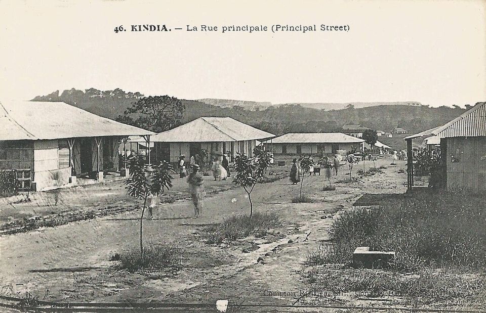 46-kindia-larueprincipale.jpg