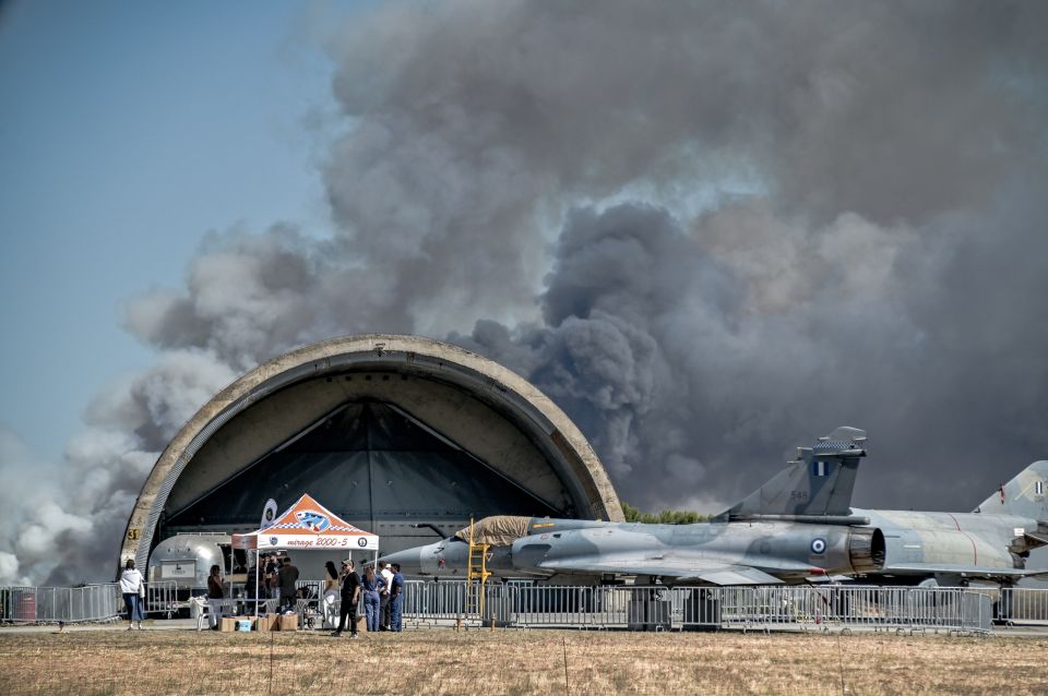 ΠΤΩΣΗ ΣΤΡΑΤΙΩΤΙΚΟΥ ΑΕΡΟΠΛΑΝΟΥ PHANTOM F4 ΤΑΝΑΓΡΑ ATHENS FLYING WEEK
