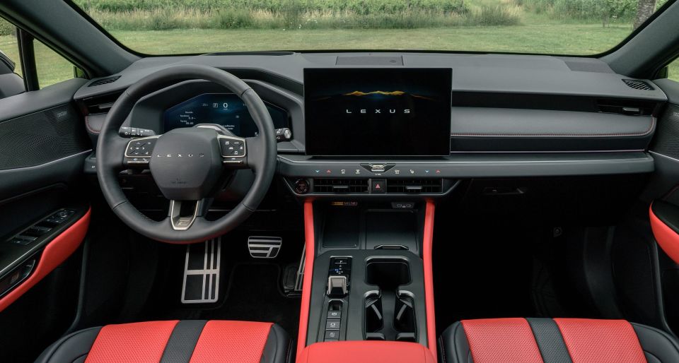 lexus-nx-5.jpg
