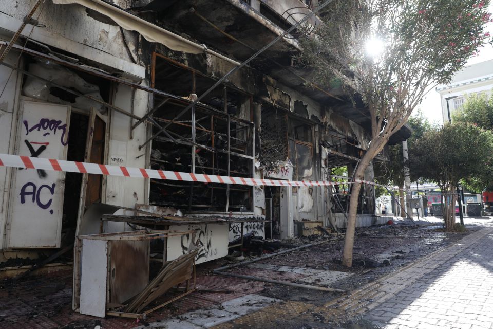 fotia pyrkagia peiraias kthrio