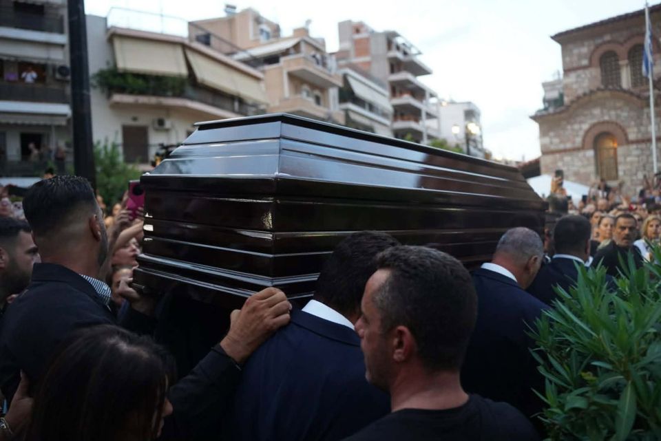 ΜΑΖΩΝΑΚΗΣ ΛΑΙΚΟ ΠΡΟΣΚΥΝΗΜΑ