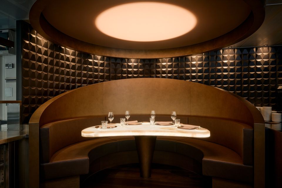 1790151994393-796095722-the-chefs-table-credits-fabian-hacurrencyfeli.jpg