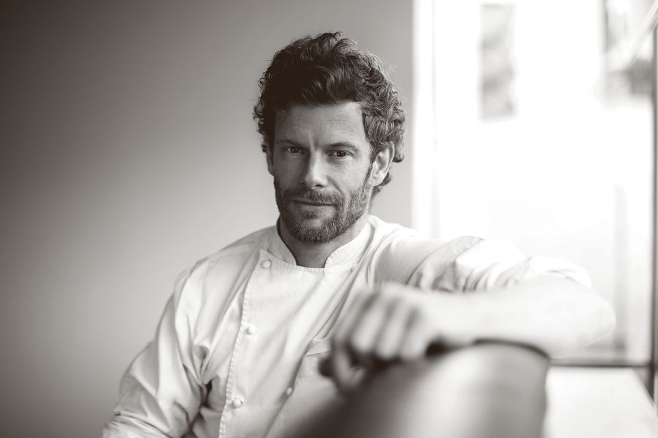 tom-aikens-grey-background.jpg